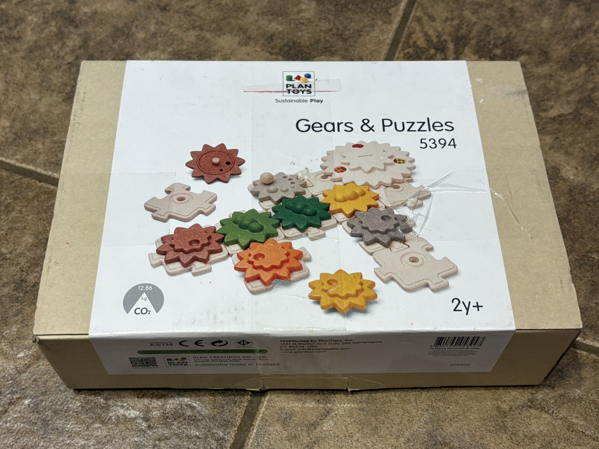 Plan Toys gears & puzzles 