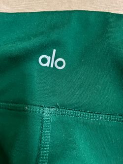 alo jogger pants ( medium )