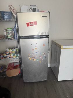 Thomson Top-Freezer Refrigerator