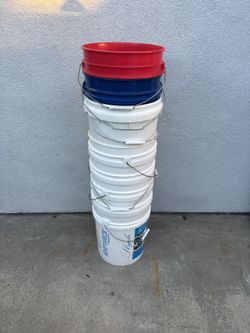 8 Empty Used Buckets $3 Each