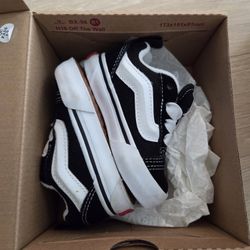 Vans Knu Skool Elastic Lace. Toddler 4. Used.