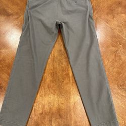 Levi’s Chino Khaki’s 