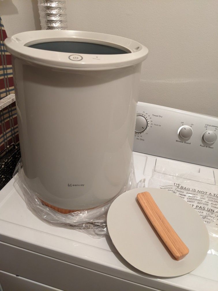 Keenray - Comfortlife 1 Towel and Blanket Warmer for Sale in Moorpark, CA -  OfferUp