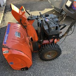 husqvarna 30 inch snowblower. runs great. model 1053 