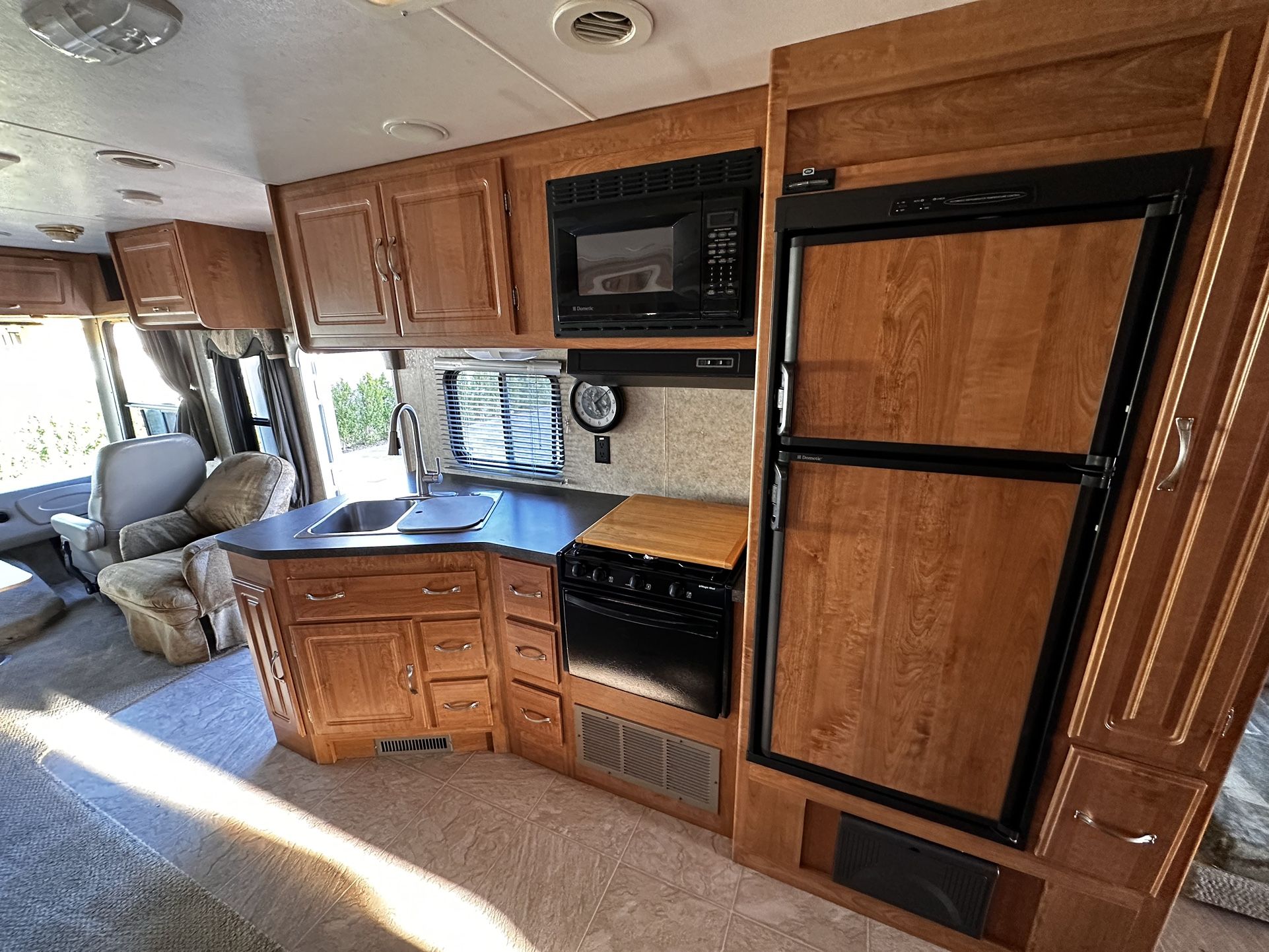 2007 Coachmen Miranda 350