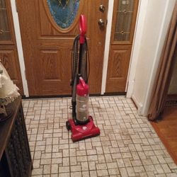 Dirt Devil Bagless Quick Lite Plus Upright Vacuum Cleaner 