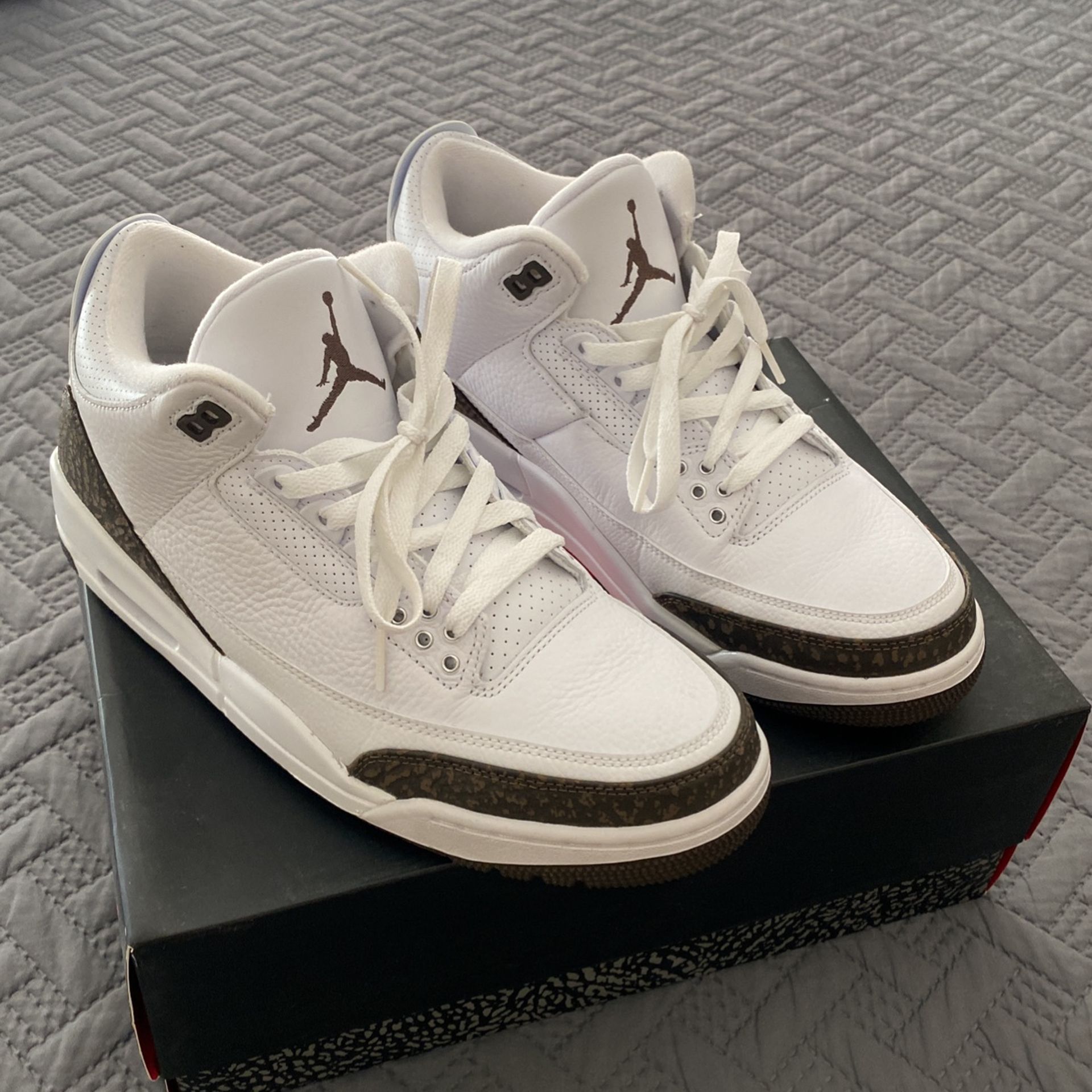 Jordan 4