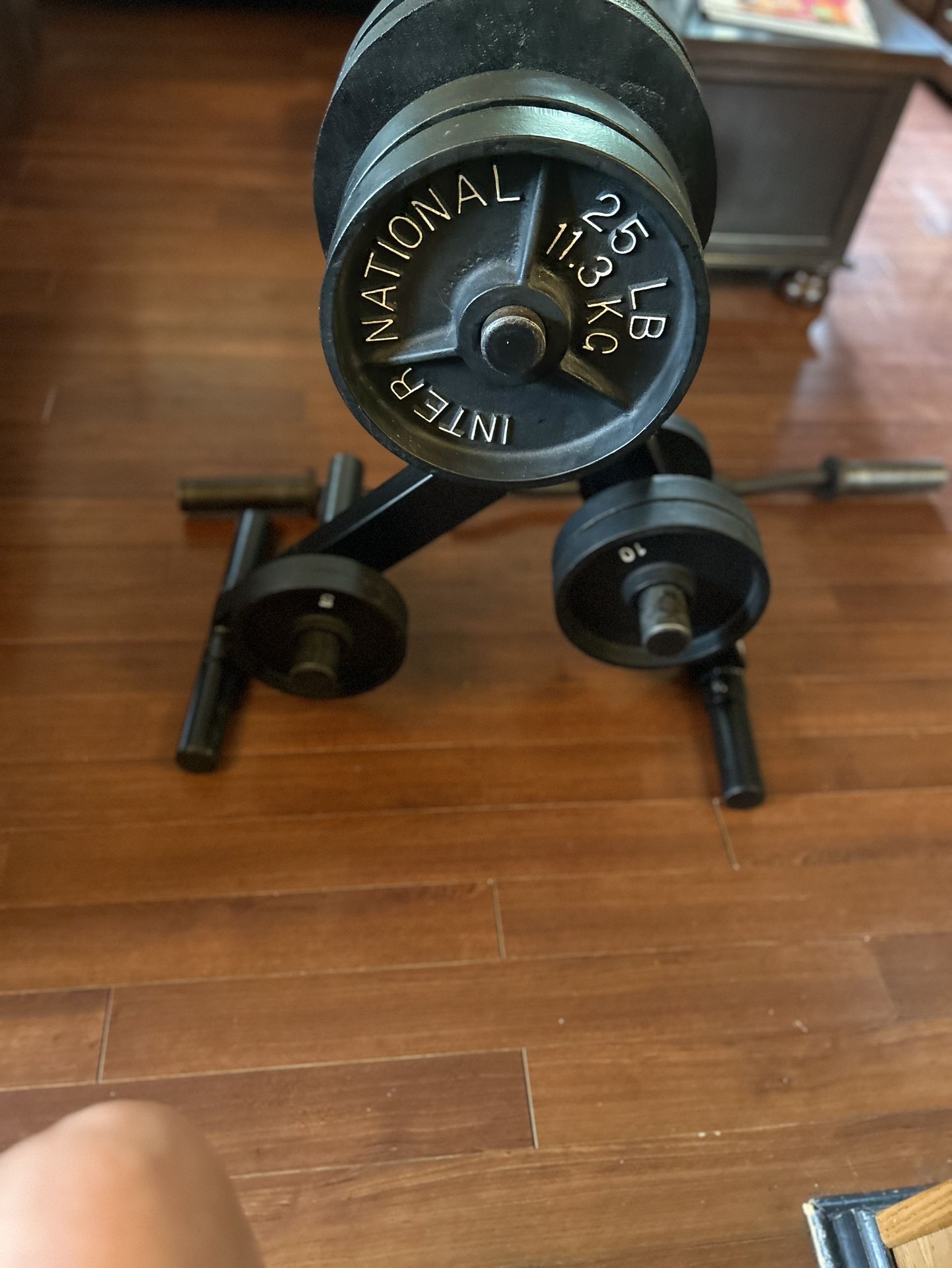 💪 Olympic Weight Set 155 Lbs With Curl Bar & Weight Tree💪