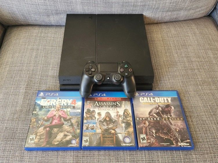 PS4 with Games Playstation 4