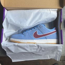 Nike SB Dunk Low "Phillies"