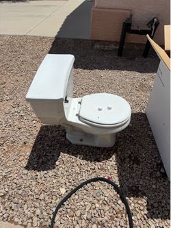 Free Toilet