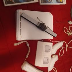 Wii With 2 Games