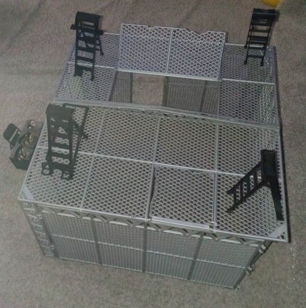 2006 WWE Hell in the cell toy figure structure