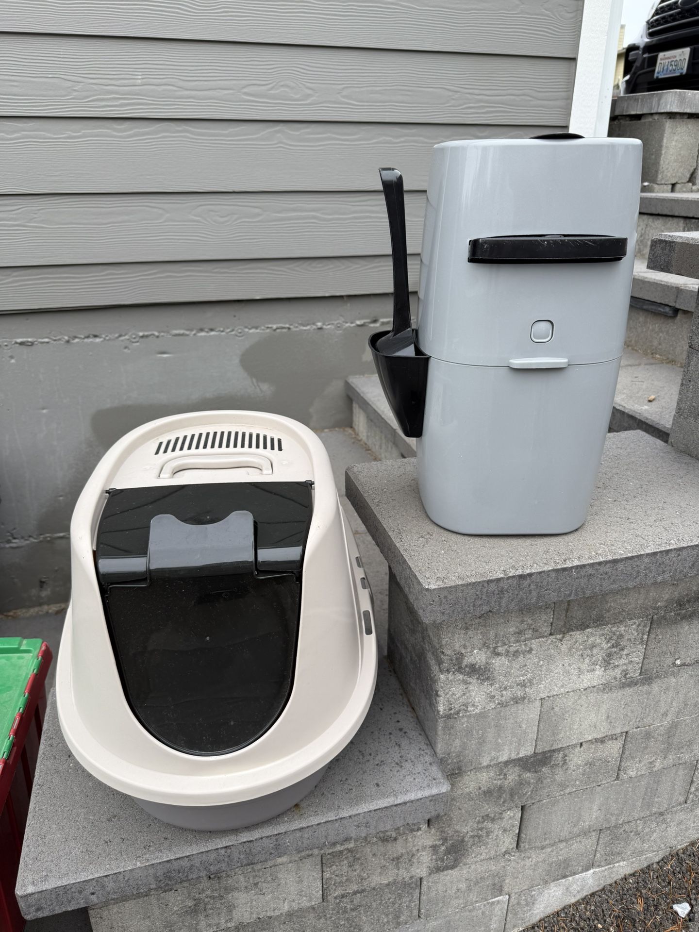 Litter Genie And Cat Litter Box