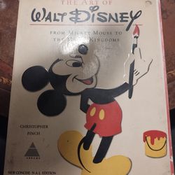 Walt Disney Art Illustration Book