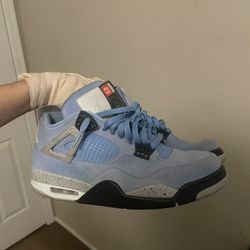Unc Jordan 4s 
