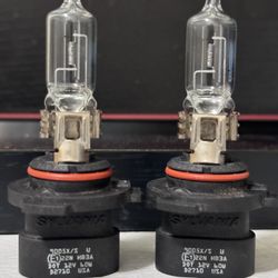 Halogen 9005 bulbs for headlights $6