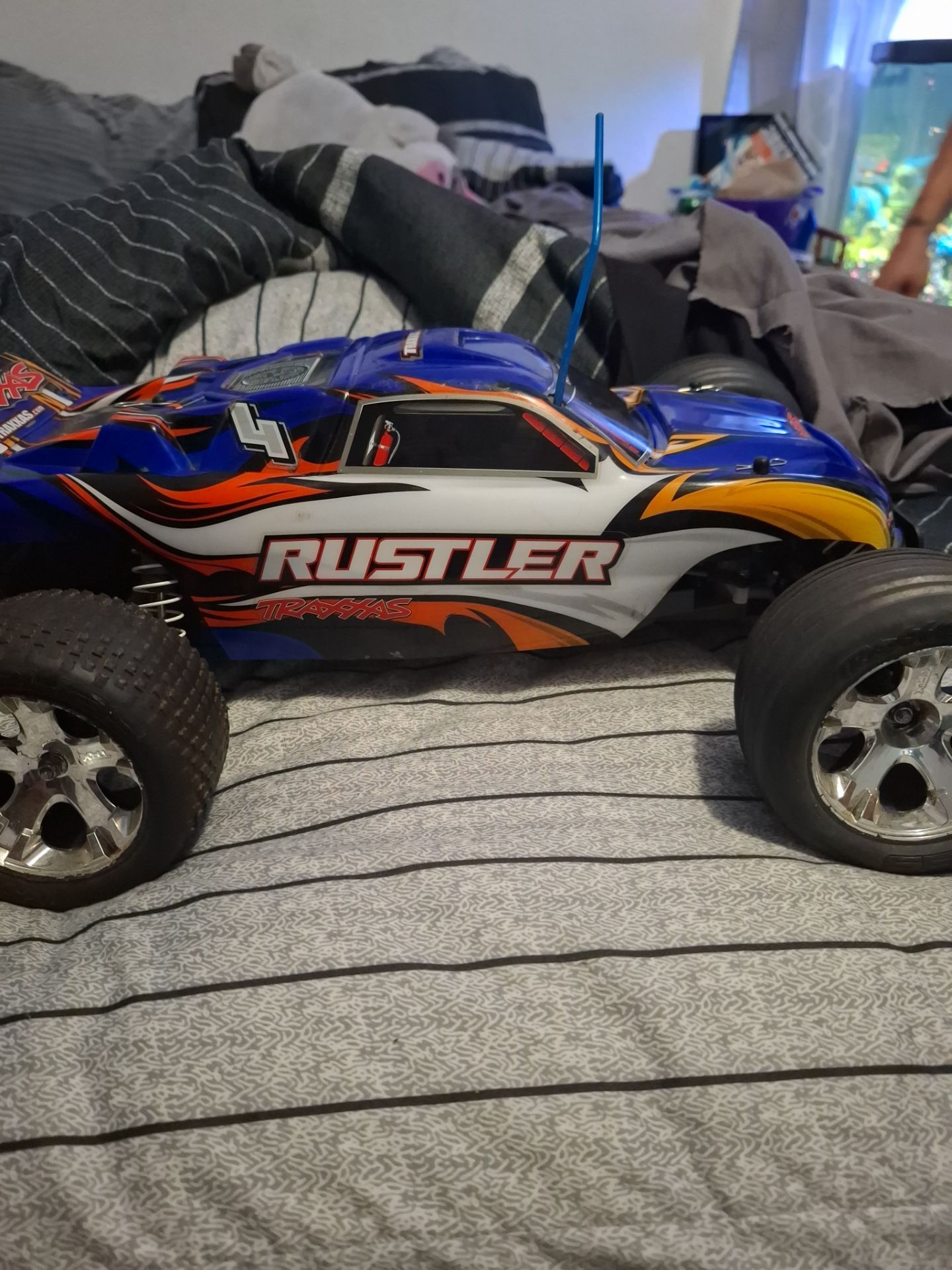 RC traxxas 2wd Rustler