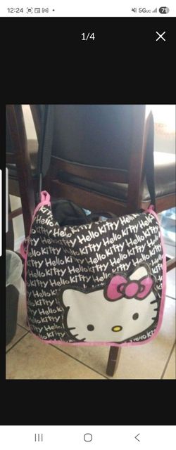 HELLO KITTY MENSSENGER BAG