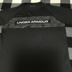 Under Armor men’s shirt