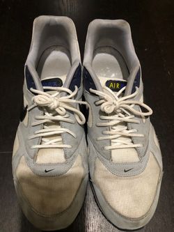 NIKE SHOES…..11.5