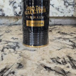 Colognes And Perfumes 