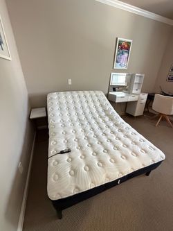 Queen Mattress with Adjustable Base