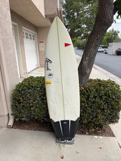 Surfboard shortboard