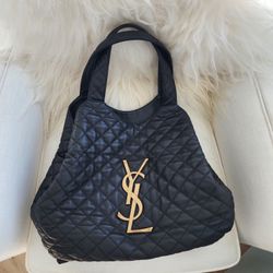 Black Leather Travel Bag