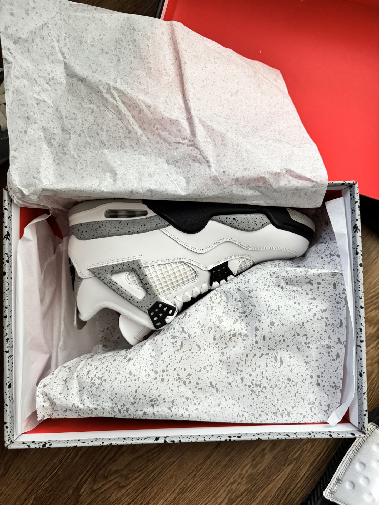 Jordan 4 White Cement