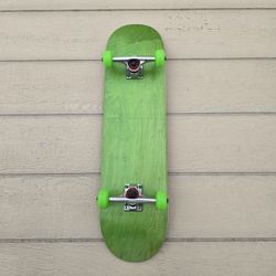 SKATEBOARDS SIZE 8.25 