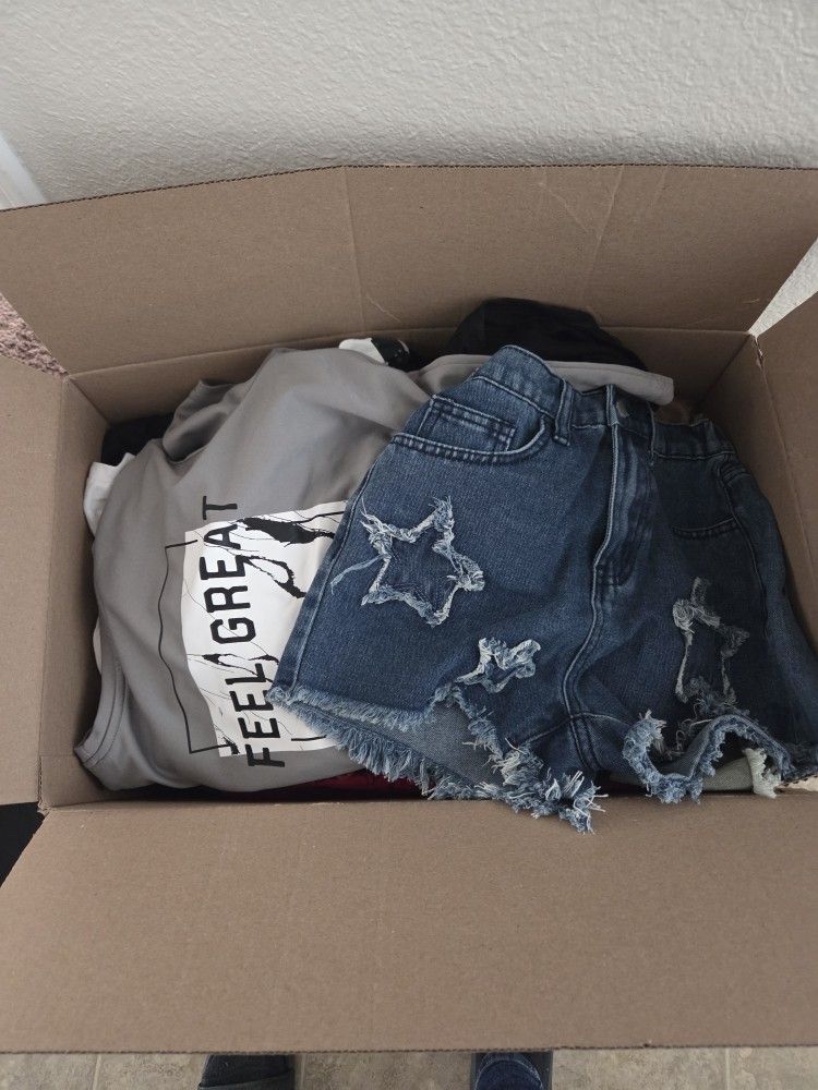 Boys And Girls Clothes Sizes 12 For The Girl And 11 For The Boys