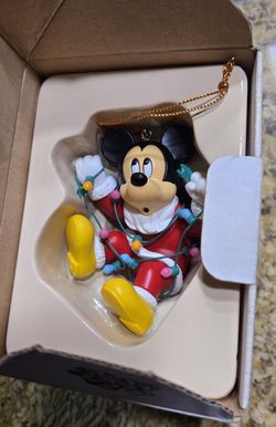 Disney Mickey Mouse Christmas Magic