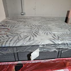 Sealy Posturepedic King Mattress 