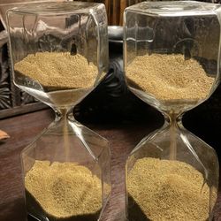 2 VintageTillsyn  IKEA Mcm Hourglass Timer w/ Beautiful Golden Beads, Handmade Glass, 90 Sec. 