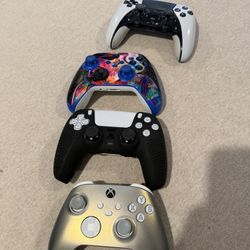 Xbox And Ps5 Controllers 