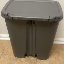 IKEA KNÖCKLA Pedal Bin (Grey, Step Trash Can)