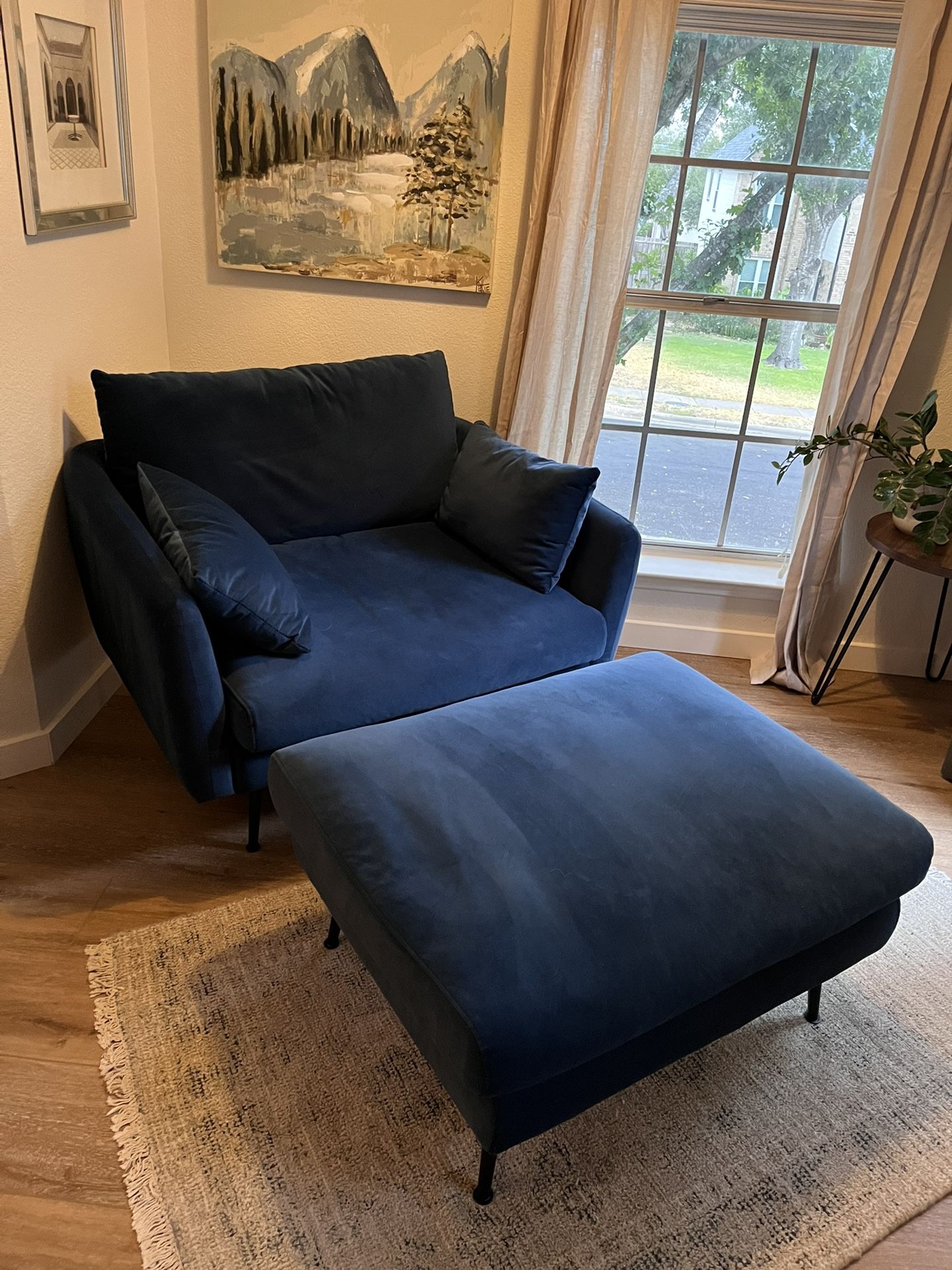 Oversized Albany Park Armchair And Ottoman