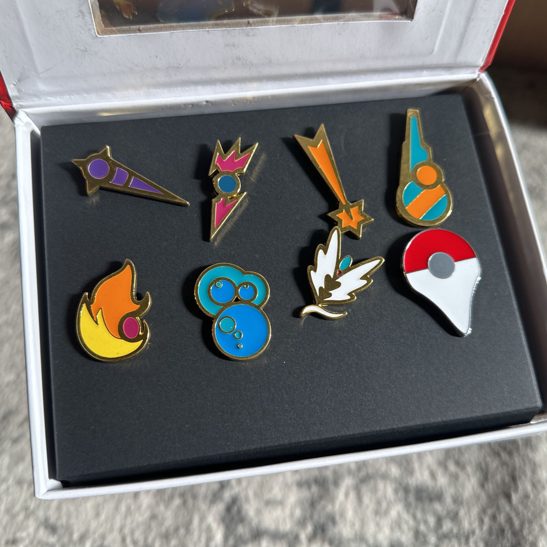 Pokémon Pokemon League Region  Trainer Gym Badges 8 Enamel Pins📌 In A Box Set! New