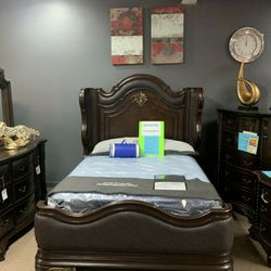 Luxury Dark Wood Bedroom Set $10 down
