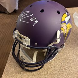 Camryn Bynum Minnesota Viking Helmet Auto Graphed! 