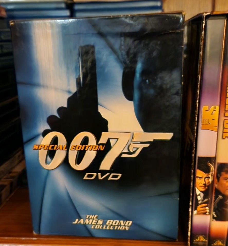 007 James Bond