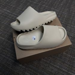 Yeezy Slides