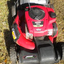 CRAFTSMAN  SELF PROPELLED REAR BAGGER 