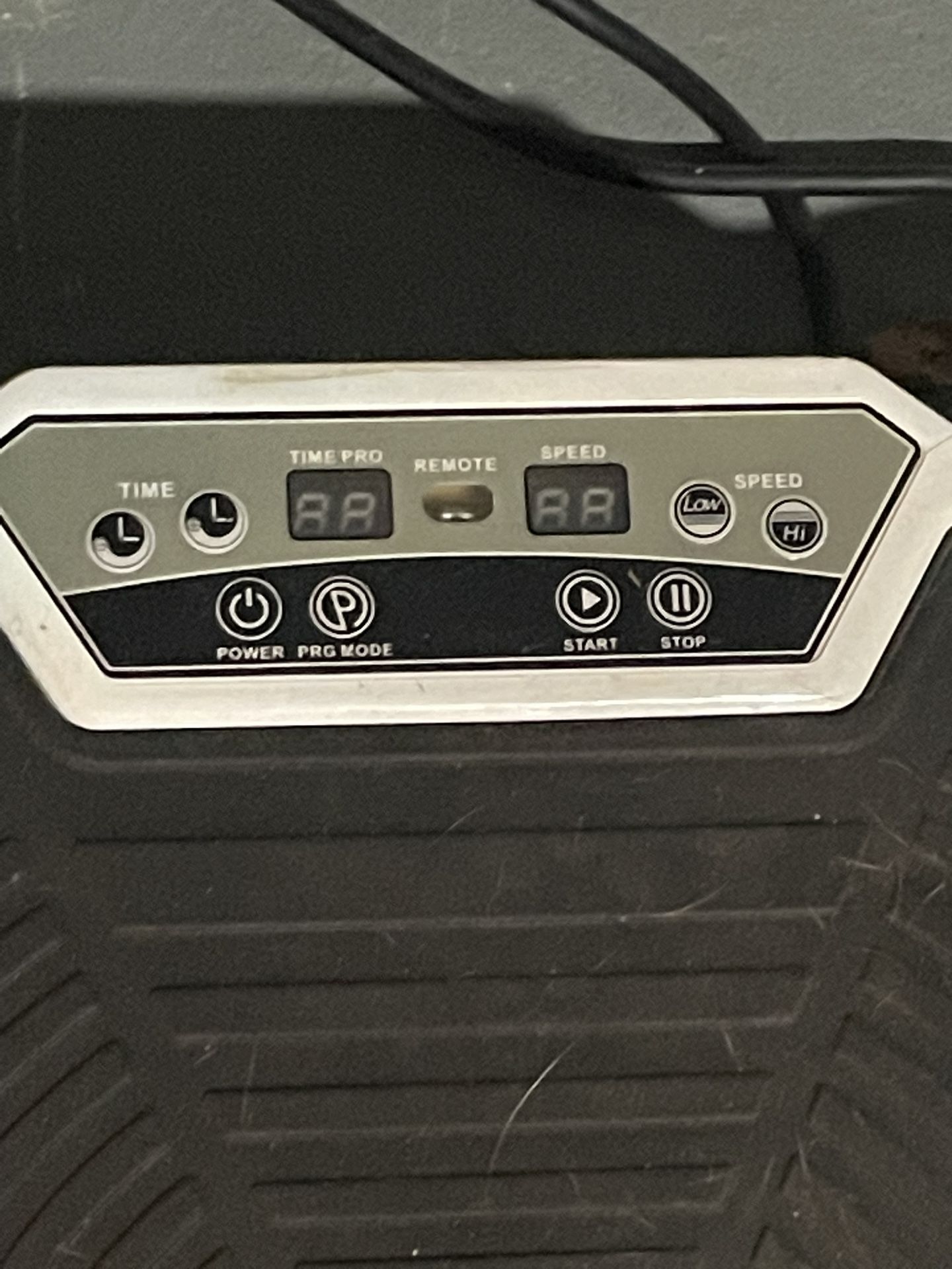 Vibrating Plate. White