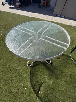 Big Round Table with Glass Top FREE