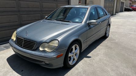 2004 mercedes c230 sport