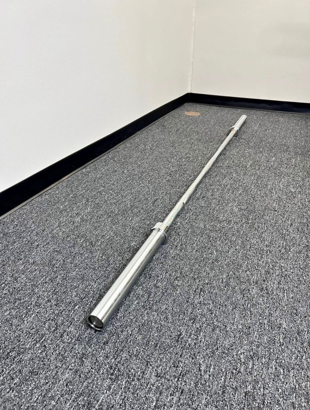 6 foot Olympic bar weight 35 pounds