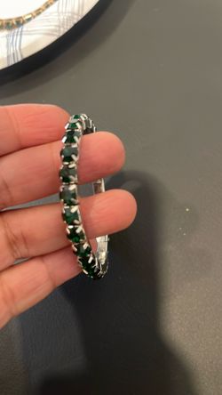 Adjustable bracelet