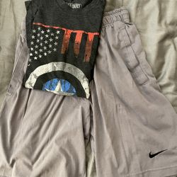 Youth Boys Nike Shorts And Marvel Tee Size S